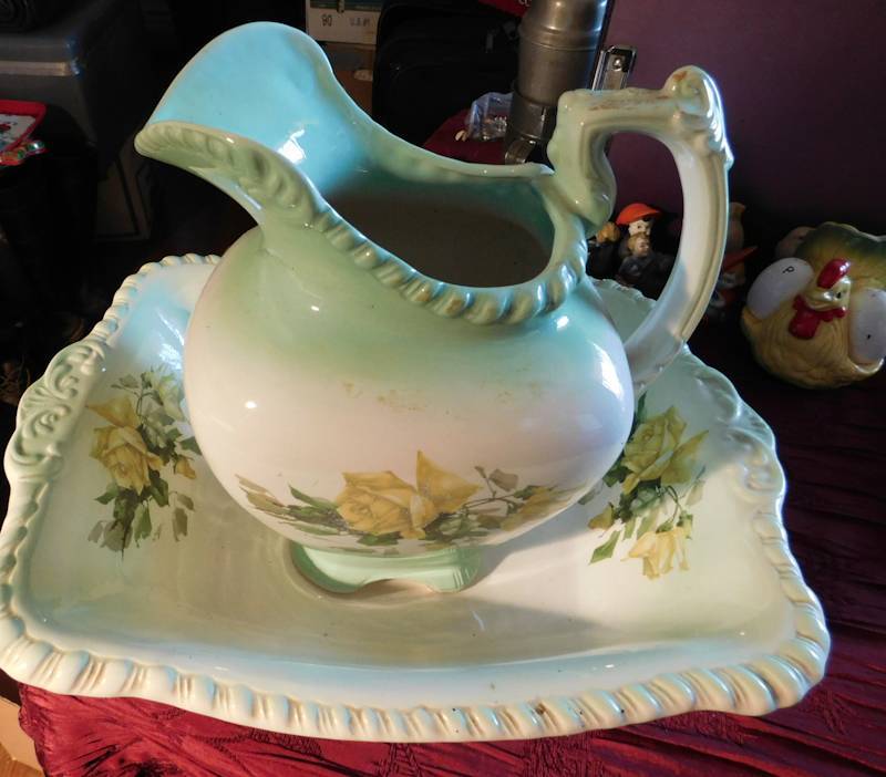 lot 177 image: rectangular wash basin and pitcher green and white colors floral