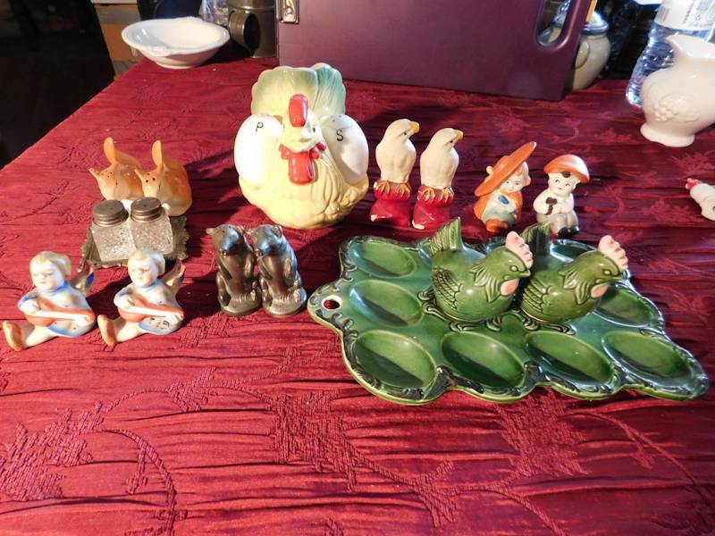lot 178 image: ceramic S & P and deviled egg tray see photos