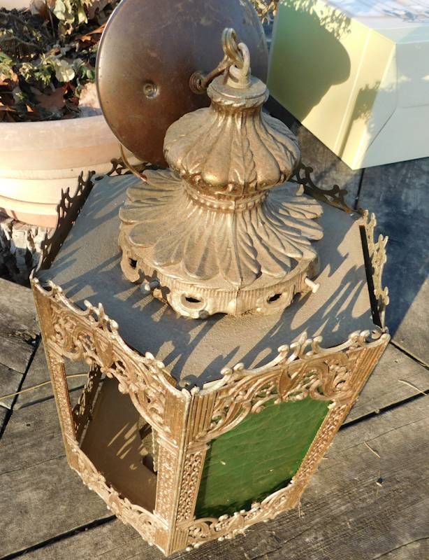 lot 196 image: Vintage metal hanging light fixture