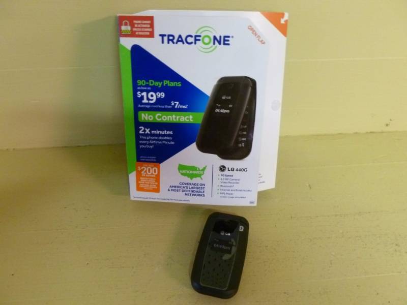 lot 17 image: Tracfone