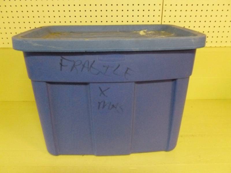 lot 56 image: Storage Tote