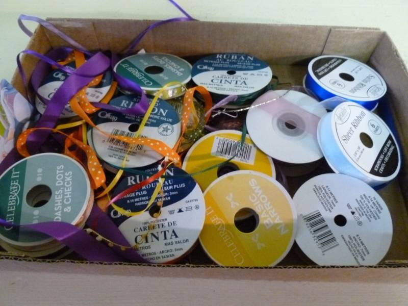 lot 64 image: Ribbon