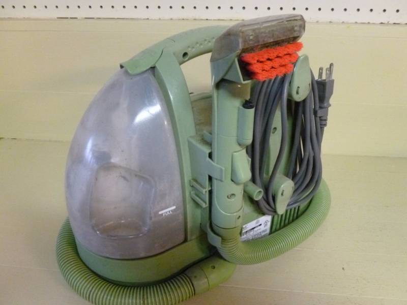 lot 85 image: Bissell Green Machine