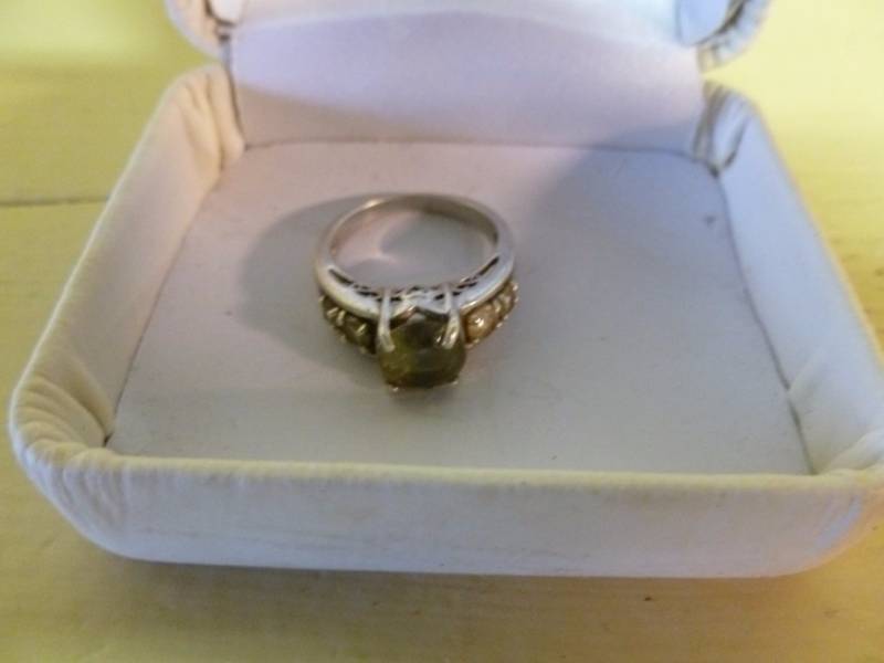 lot 90 image: Sterling Silver Ring