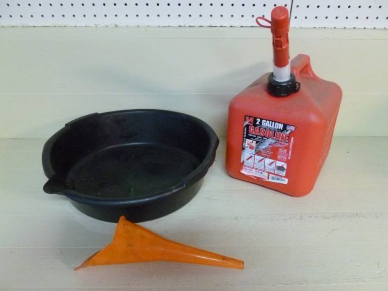 lot 101 image: Shop Items