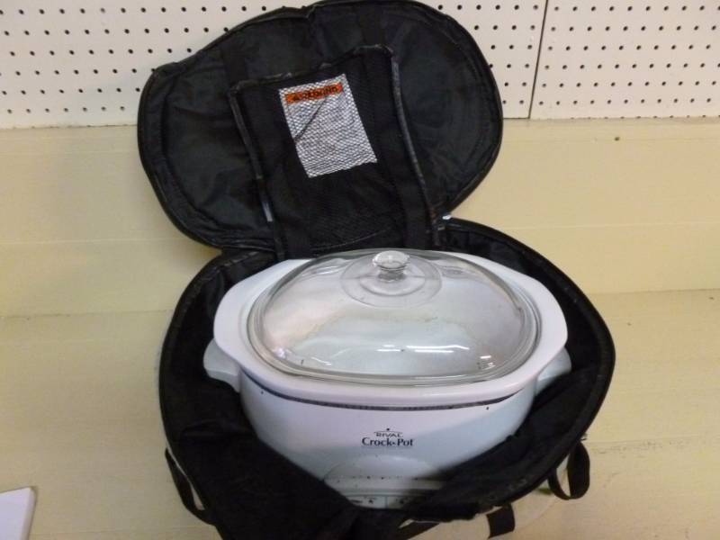 lot 115 image: Crock Pot
