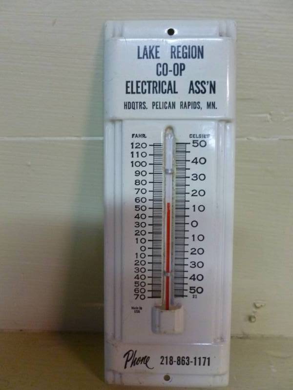 lot 143 image: Vintage Thermometer