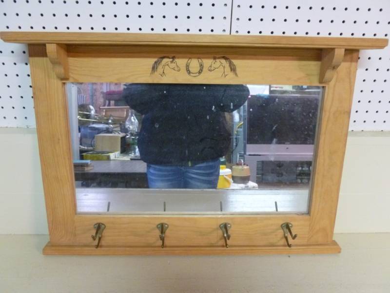 lot 146 image: Wooden Coat Rack