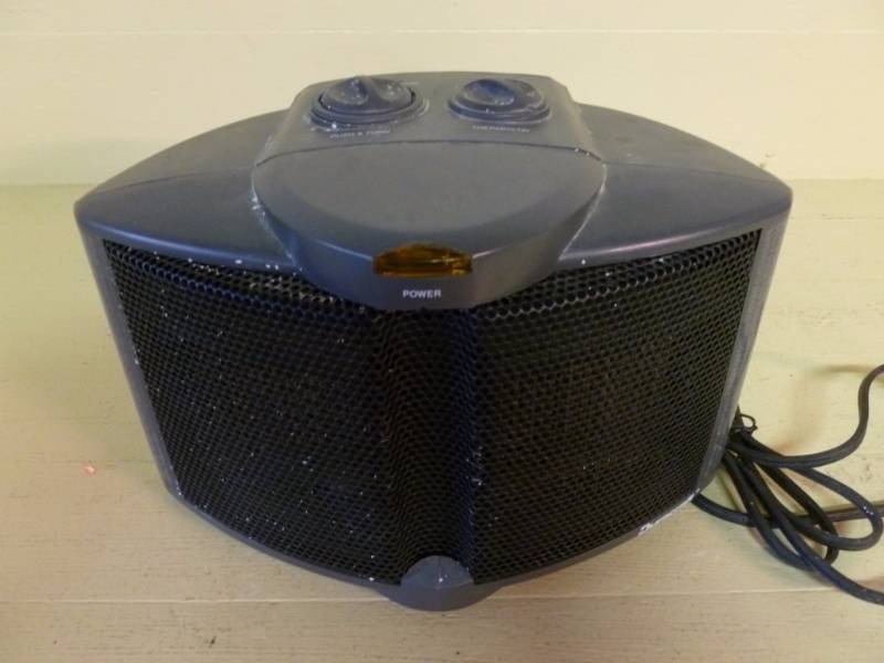 lot 182 image: Heater