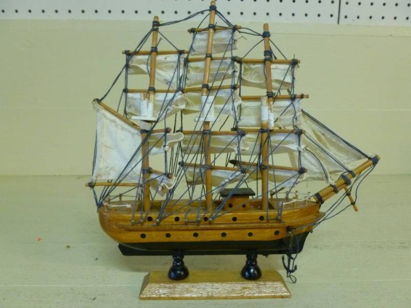 lot 186 image: Wooden Sailing Ship