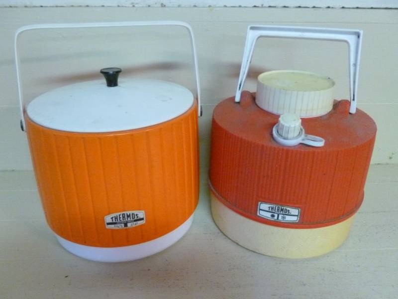 lot 212 image: Vintage Water Jug