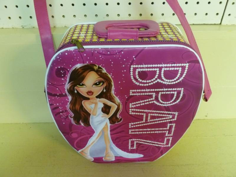 lot 256 image: Doll Case