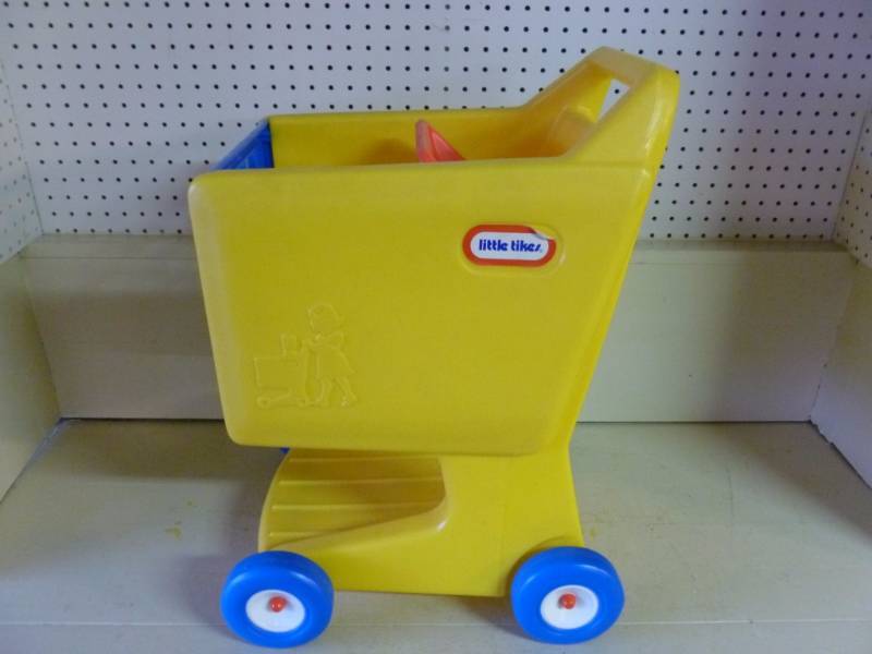 lot 260 image: Little Tikes