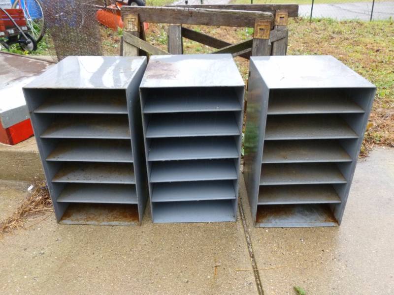 lot 273 image: Steel Shop Organizer