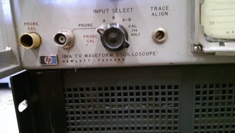 lot 19 image: HP I9IA TV Waveform Oscilloscope