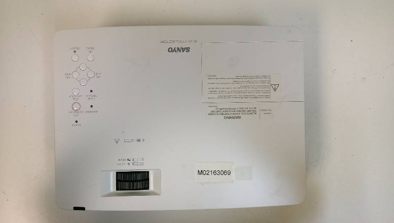 lot 24 image: Sanyo PLC-XW200 XGA Projector