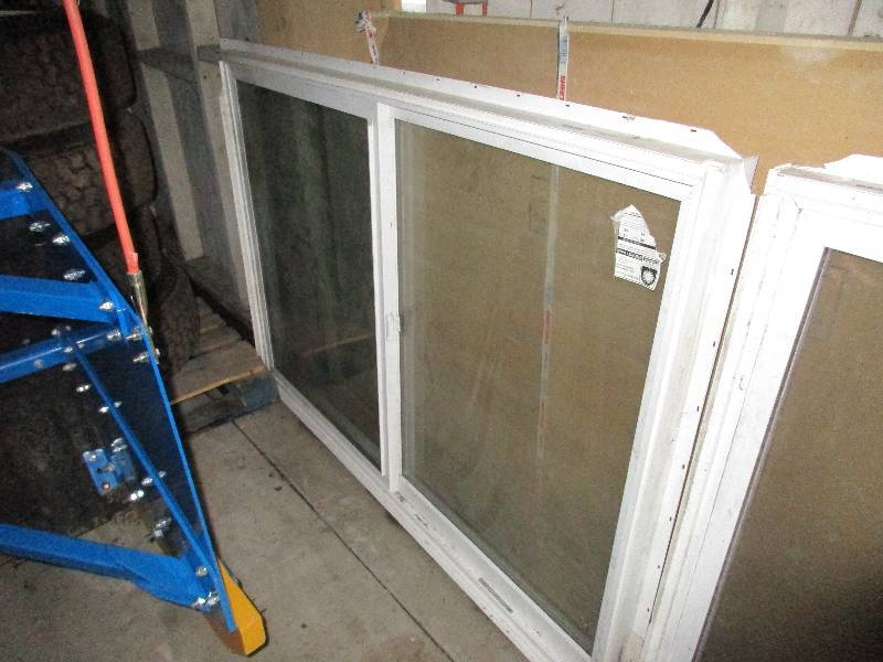 lot 29 image: Window