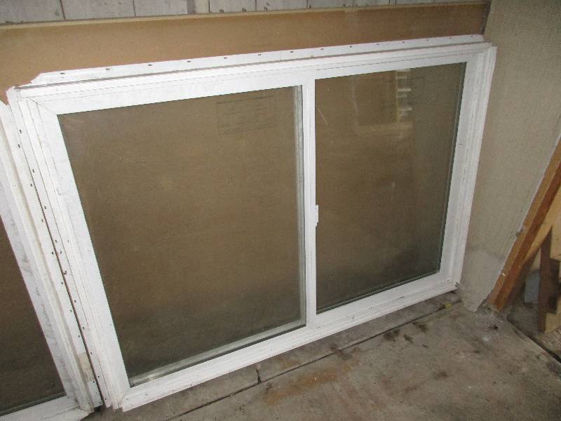 lot 30 image: Window
