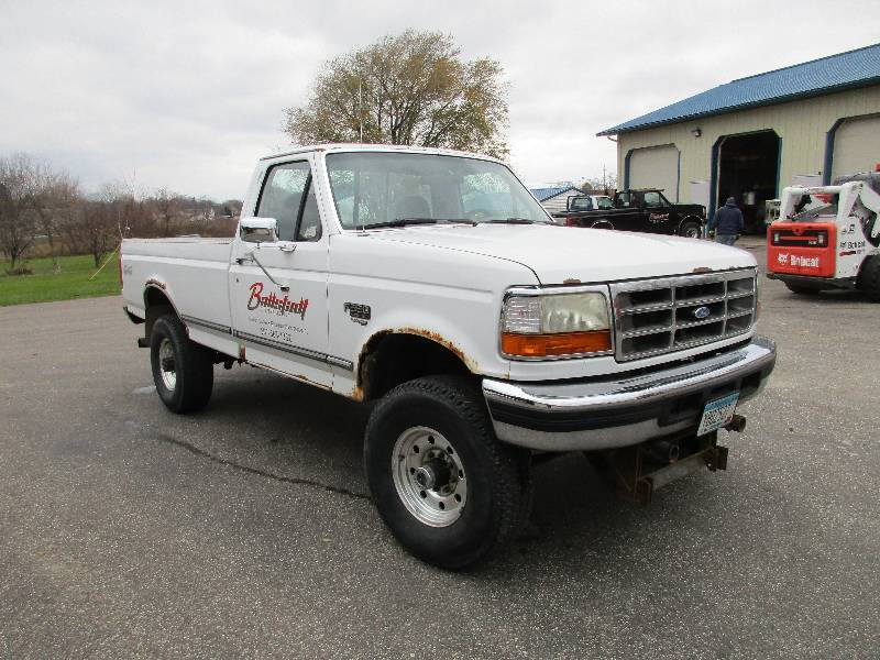 lot 1 image: 1997 F350