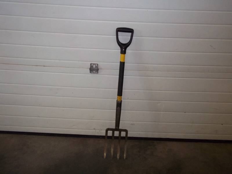 Potato - Roofing Fork fiberglass handle
