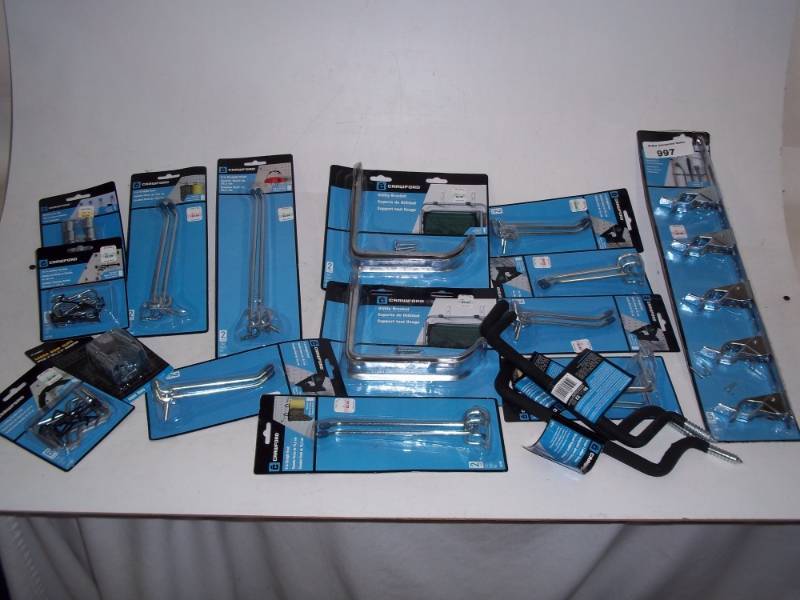 New Peg hardware with tool holders