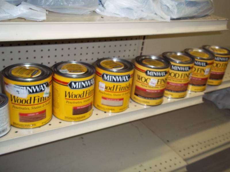 New 7 Quarts of minwax wood finish