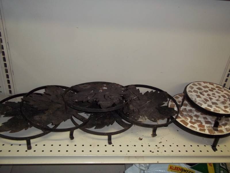 6 patio plant stands