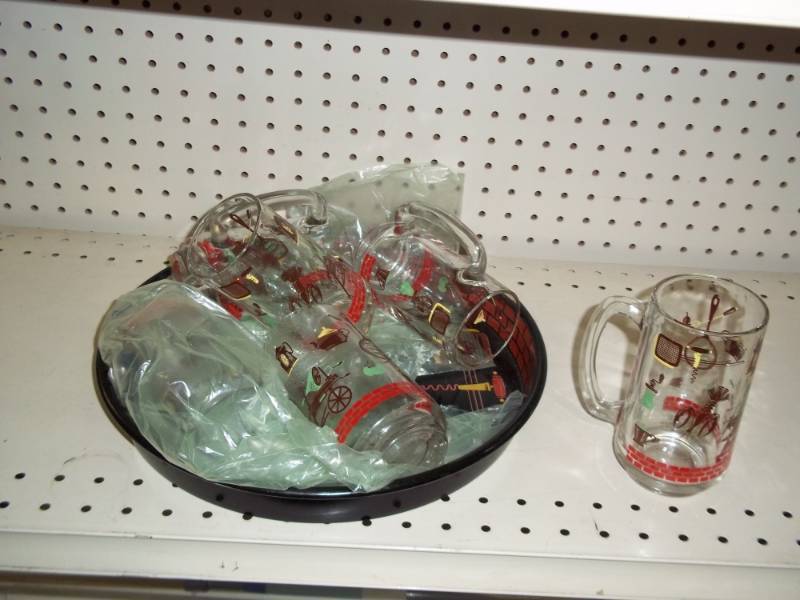 Mug set with tray