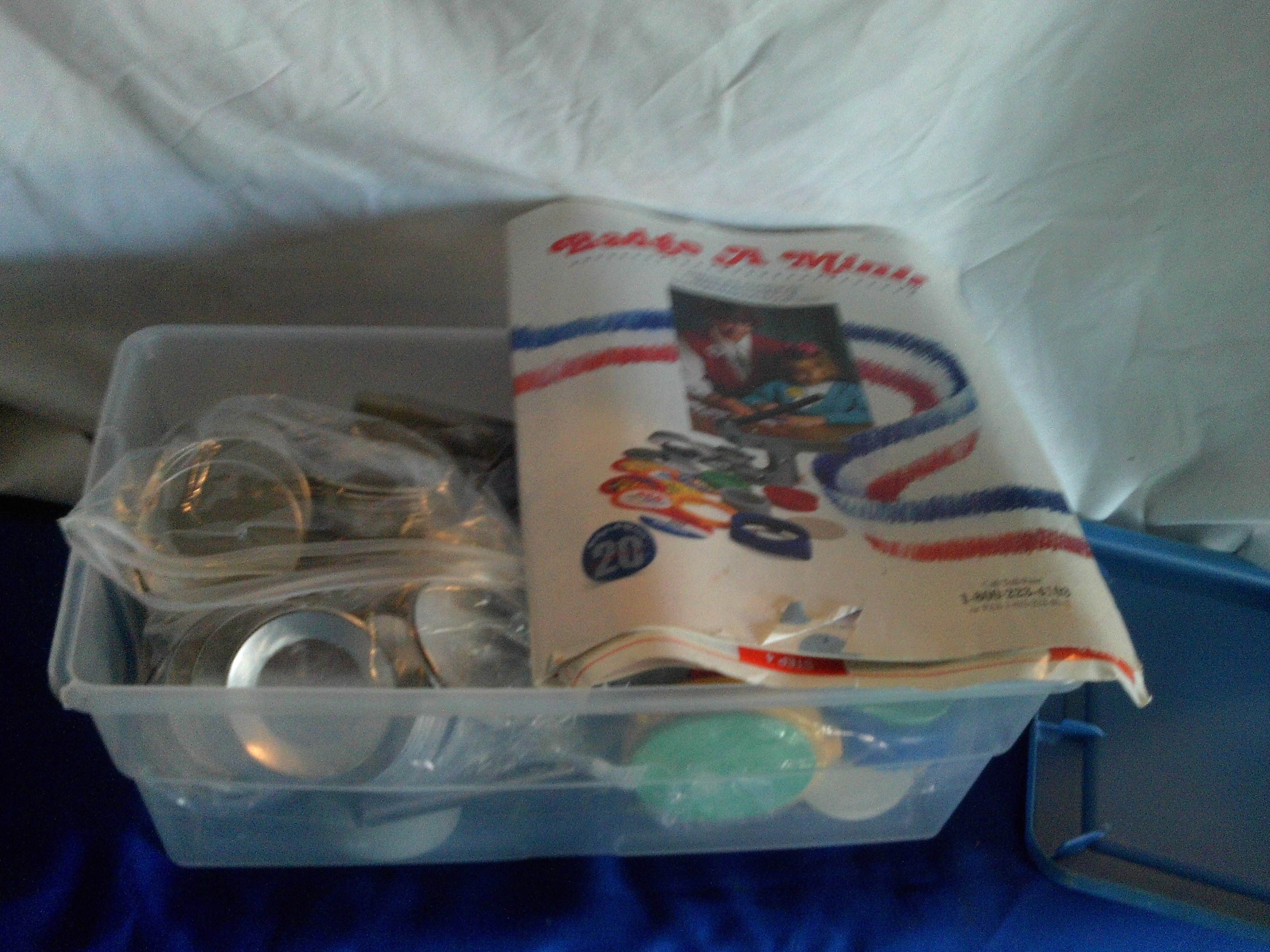 mini badge making kit