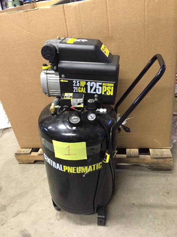 Central Pneumatic 21 Gal Compressor