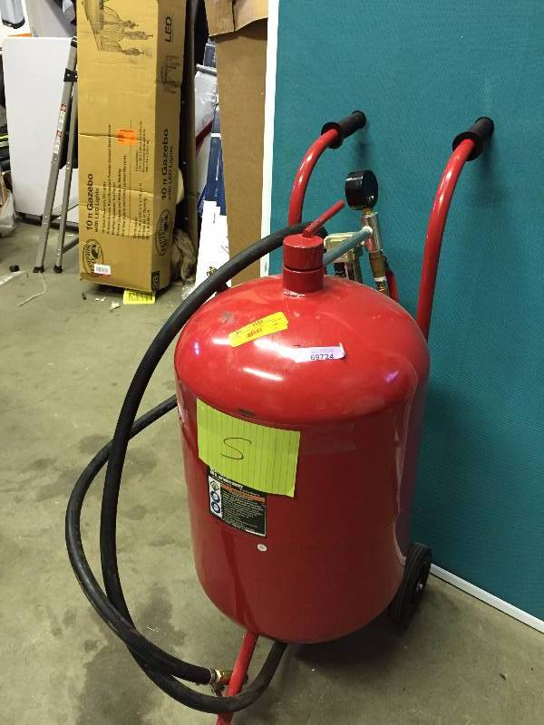 110 LB Preassurized Abrasive Blaster