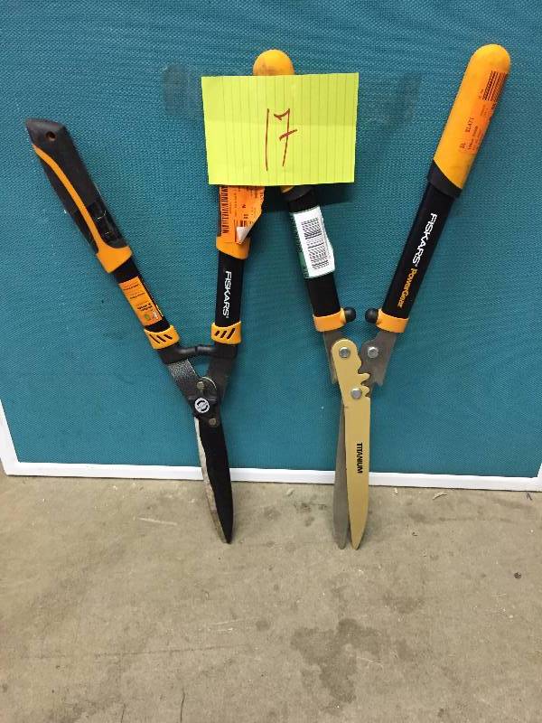 Lot of Fiskars Cutters