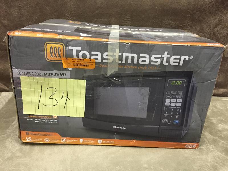 Toastmaster Microwave New- dented