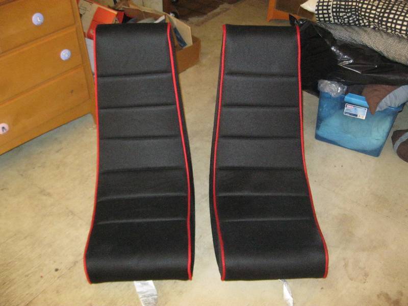 lot 31 image: Pair Of Gaming Chairs.