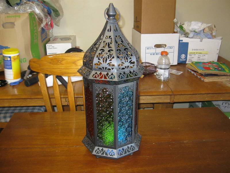 lot 40 image: Black Metal Decor Lantern.
