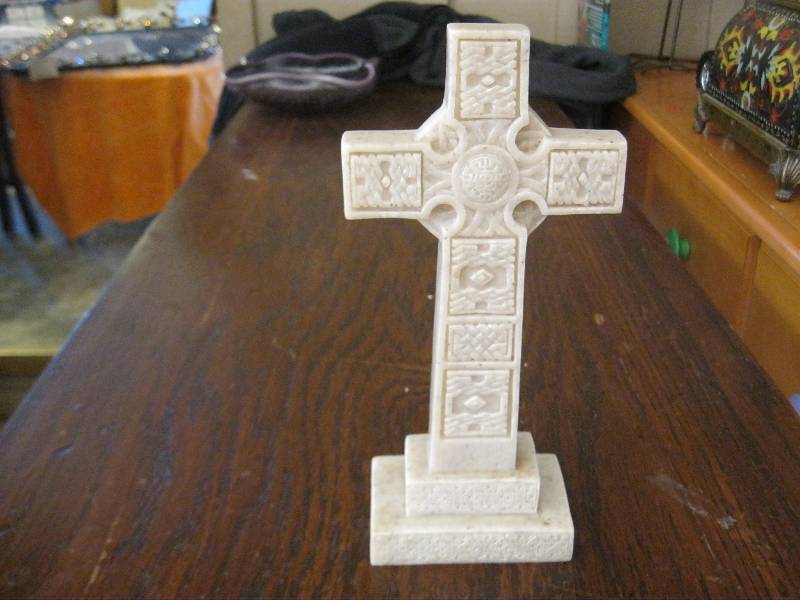 lot 47 image: Carved Stone Celtic Cross.