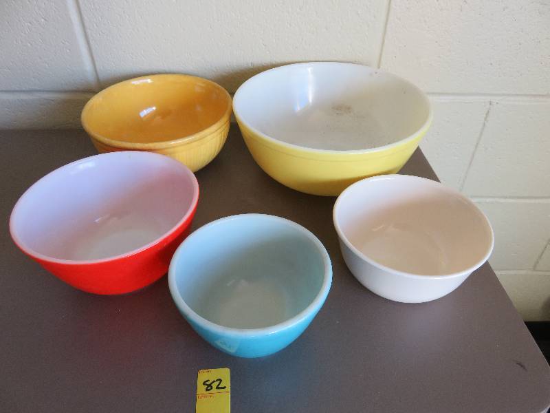 Mixing bowls