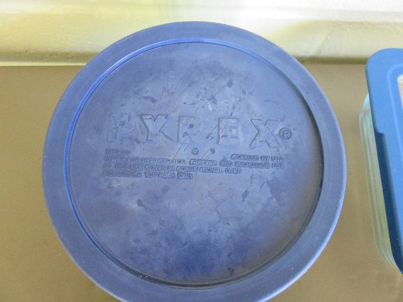 Pyrex Bowls