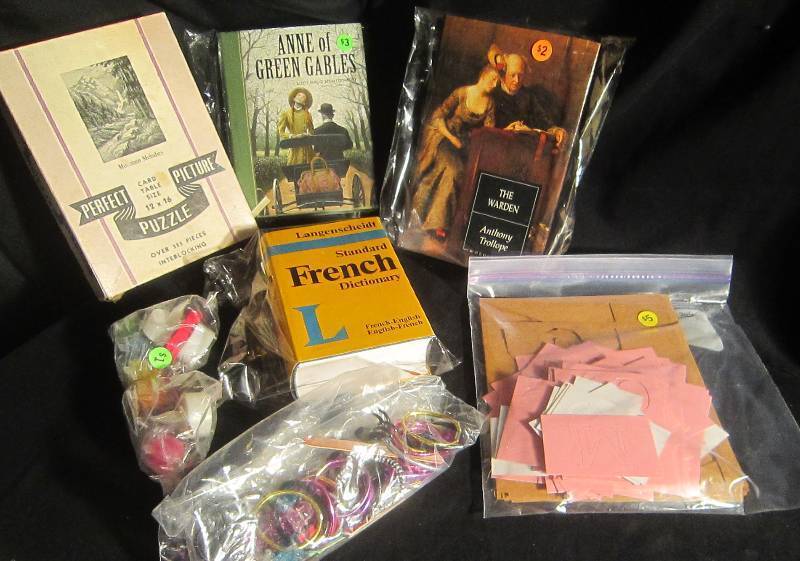 LOT - Misc Books, Stencils Hair Binders, Puzzle, French Dictionary