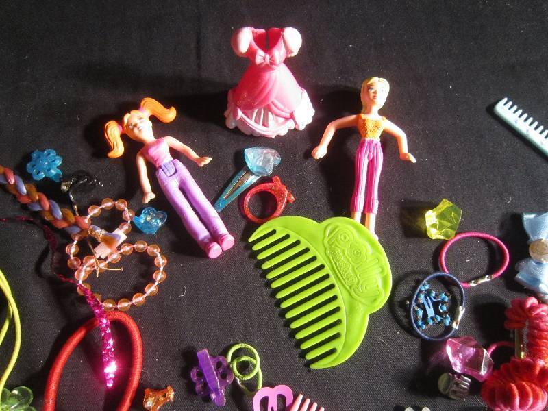 LOT - Polly Pocket, Barbie Pieces, Hair Pieces, ETC
