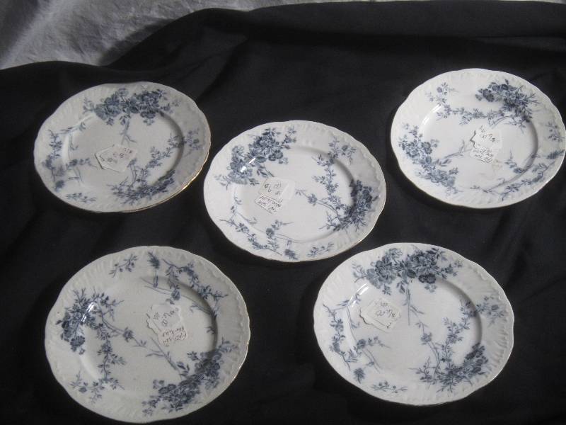 Set of 5 blue and white Antique Princess Pattern England Plates #183173