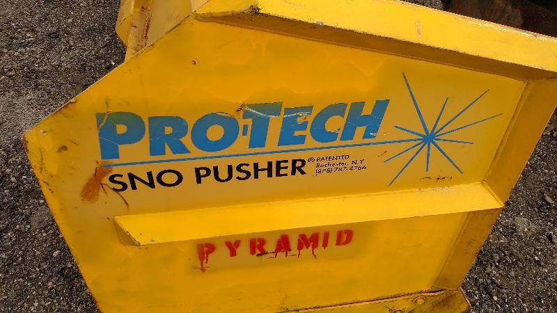 Pro-Tech 8 Snow Pusher, Plastic Cu...