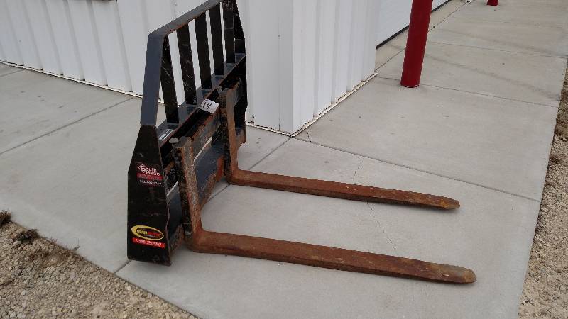 Quick Attach Skid Loader Forks, 45...