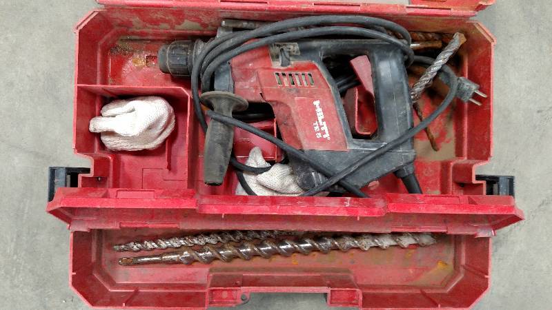 Hilti TE5 Hammer Drill with Bits, W...