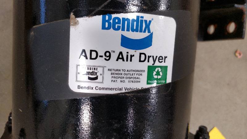 Bendix AD-9 Air Dryer...
