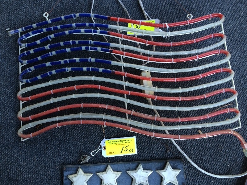 Lighted Flag  other USA patriotic signs - flag works fine