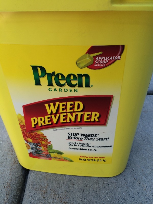 Full Bucket (18.75 lbs) of Preen Garden Weed Preventer