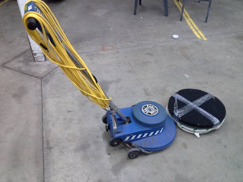 lot 13 image: Powr-Flite 20 1500RPM Floor Scrubber