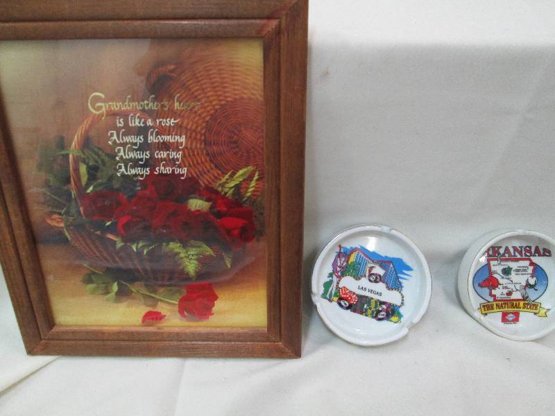 Decorative Grandmothers picture, La...