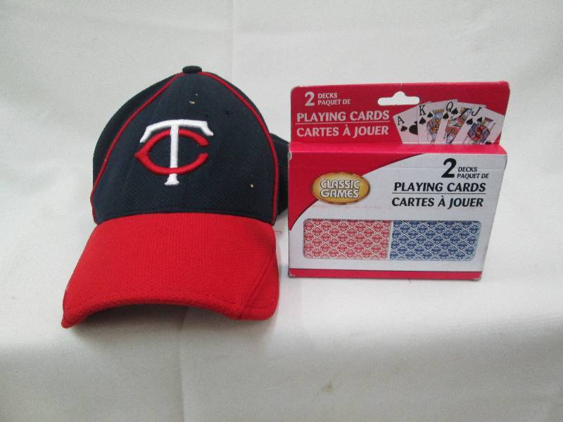Authentic Minnesota Twins cap, 2 de...